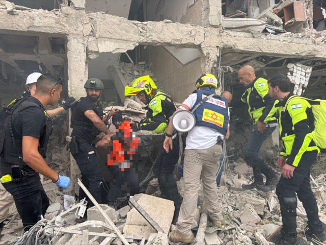  اطلاق 27 صاروخا من ايران  وسقوط عدد منها في الشمال والمركز محدثة أضراراً جسيمة جداً واصابات